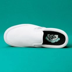 Vans ComfyCush Slip-On In White -Chic Shoe Specialty Store 4161 4 1100x