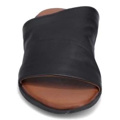 Bueno Women's Yanni Sandal In Black -Chic Shoe Specialty Store BU YANNI BK 1191 3 1100x